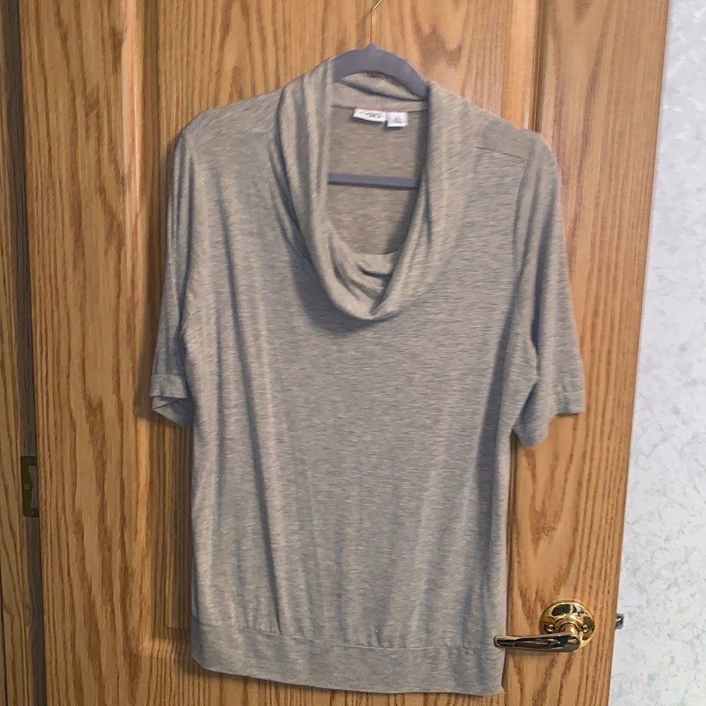 Women’s Cato XL short sleeve tan blouse with gold.